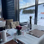 苏姆屯图里酒店 4* Suomutunturi