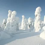 호텔 Hotelli Suomutunturi 4*