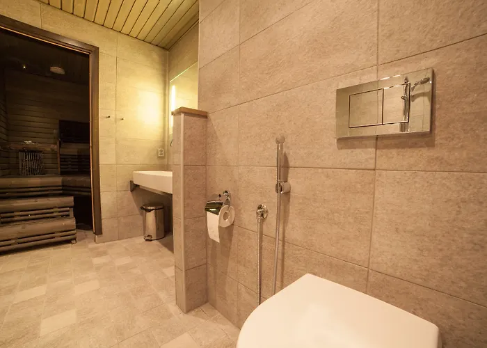 מלון Hotelli Suomutunturi 4*