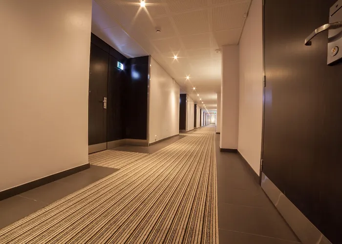 Hotelli Suomutunturi מלון 4*