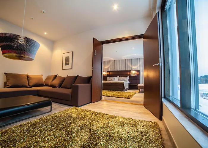 מלון Hotelli Suomutunturi